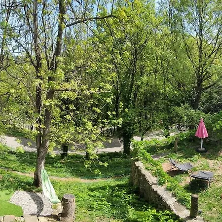 Studio De Jardin En Ardeche Domek alpejski *