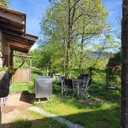 Studio De Jardin En Ardeche Domek alpejski